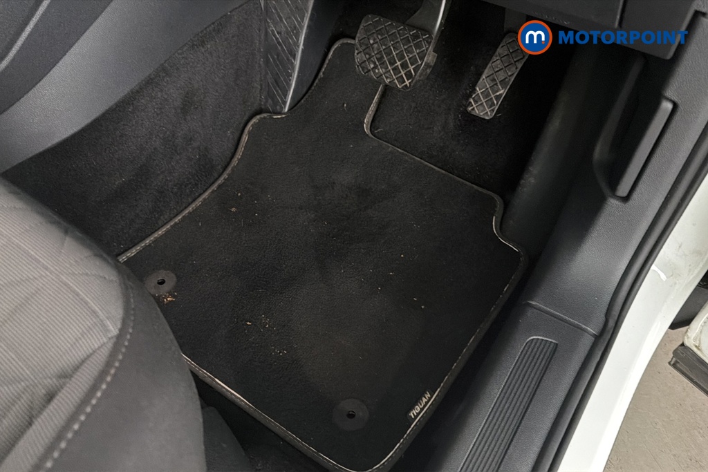Volkswagen Tiguan Life Automatic Diesel SUV - Stock Number (1675409) - 24th supplementary image