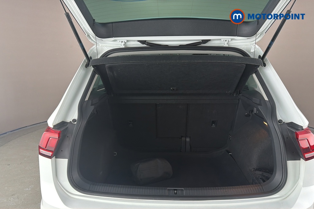 Volkswagen Tiguan Life Automatic Diesel SUV - Stock Number (1675409) - 30th supplementary image