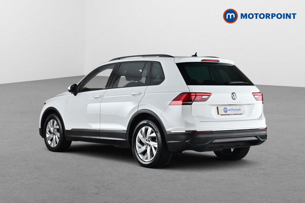 Volkswagen Tiguan Life Automatic Diesel SUV - Stock Number (1675409) - Drivers side rear corner