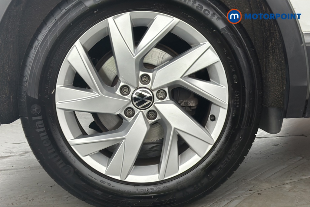 Volkswagen Tiguan Life Automatic Diesel SUV - Stock Number (1675409) - 46th supplementary image