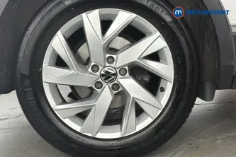 Volkswagen Tiguan Life Automatic Diesel SUV - Stock Number (1675409) - 46th supplementary image