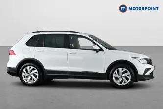 Volkswagen Tiguan Life Automatic Diesel SUV - Stock Number (1675409) - Passenger side