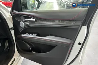 Alfa Romeo Stelvio Veloce Ti Automatic Petrol SUV - Stock Number (1675463) - 18th supplementary image