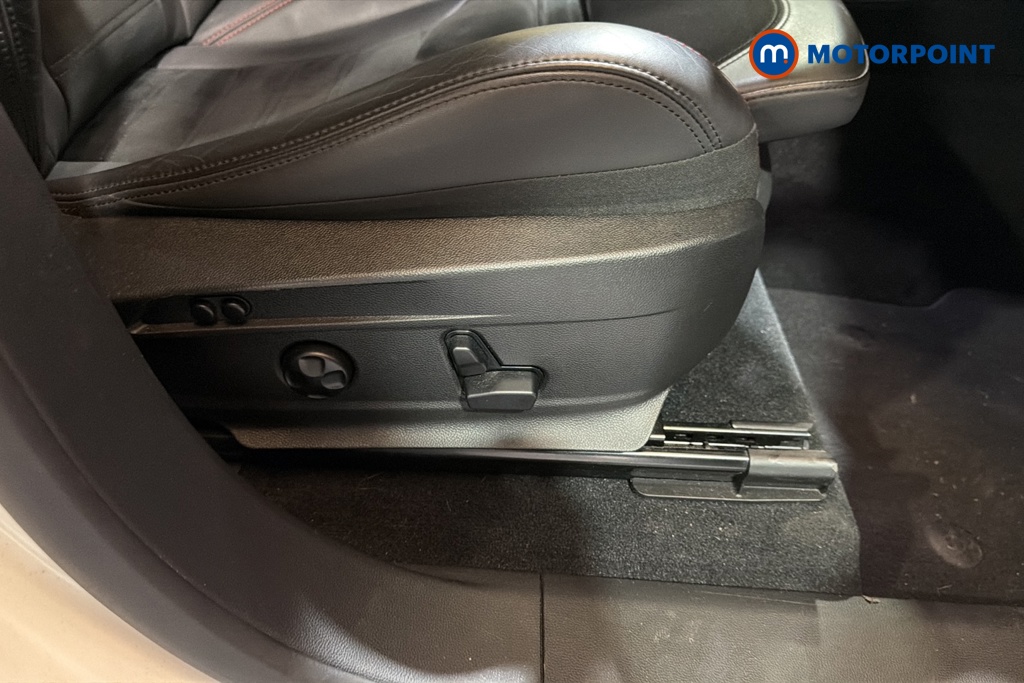 Alfa Romeo Stelvio Veloce Ti Automatic Petrol SUV - Stock Number (1675463) - 23rd supplementary image