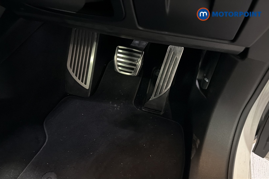 Alfa Romeo Stelvio Veloce Ti Automatic Petrol SUV - Stock Number (1675463) - 24th supplementary image