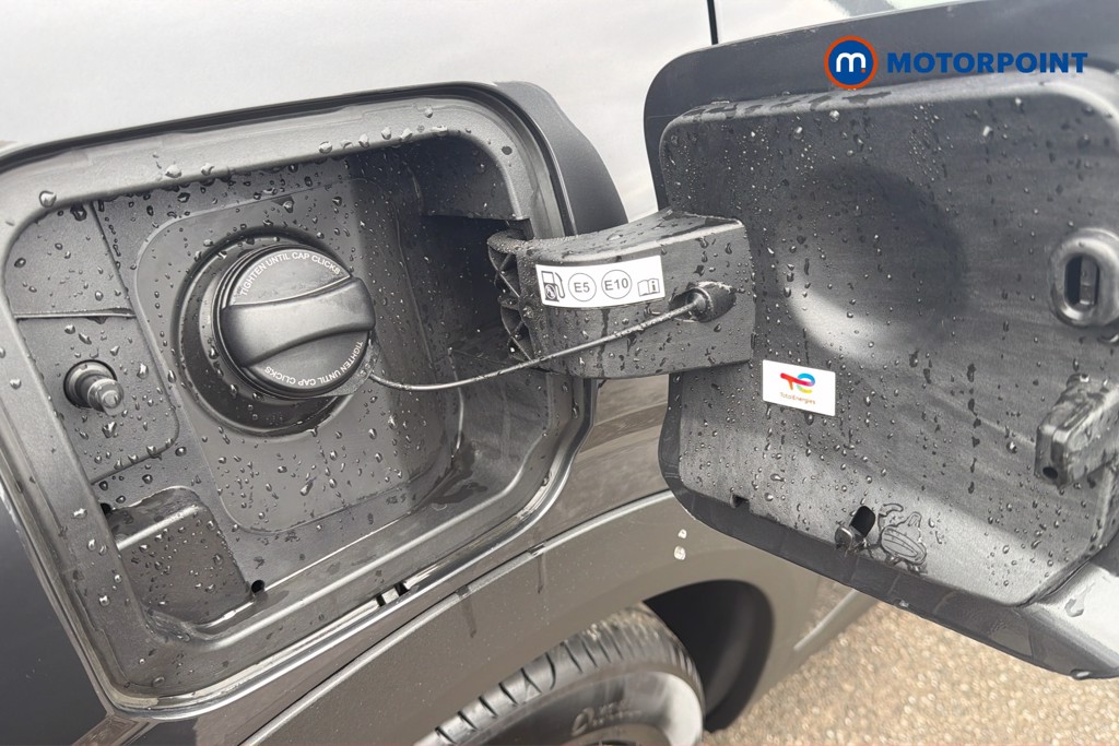 Peugeot 5008 GT Automatic Petrol SUV - Stock Number (1675593) - 1st supplementary image