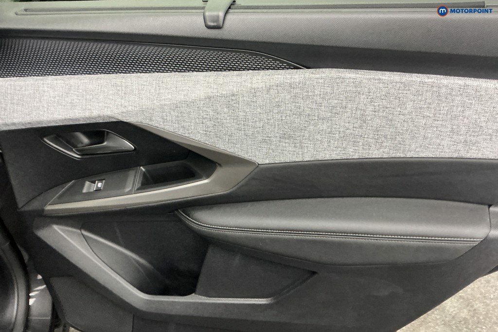 Peugeot 5008 GT Automatic Petrol SUV - Stock Number (1675610) - 26th supplementary image
