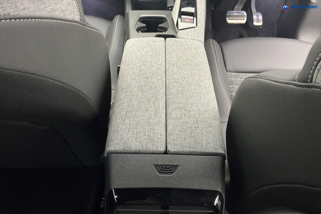 Peugeot 5008 Allure Premium Automatic Petrol SUV - Stock Number (1675631) - 11th supplementary image