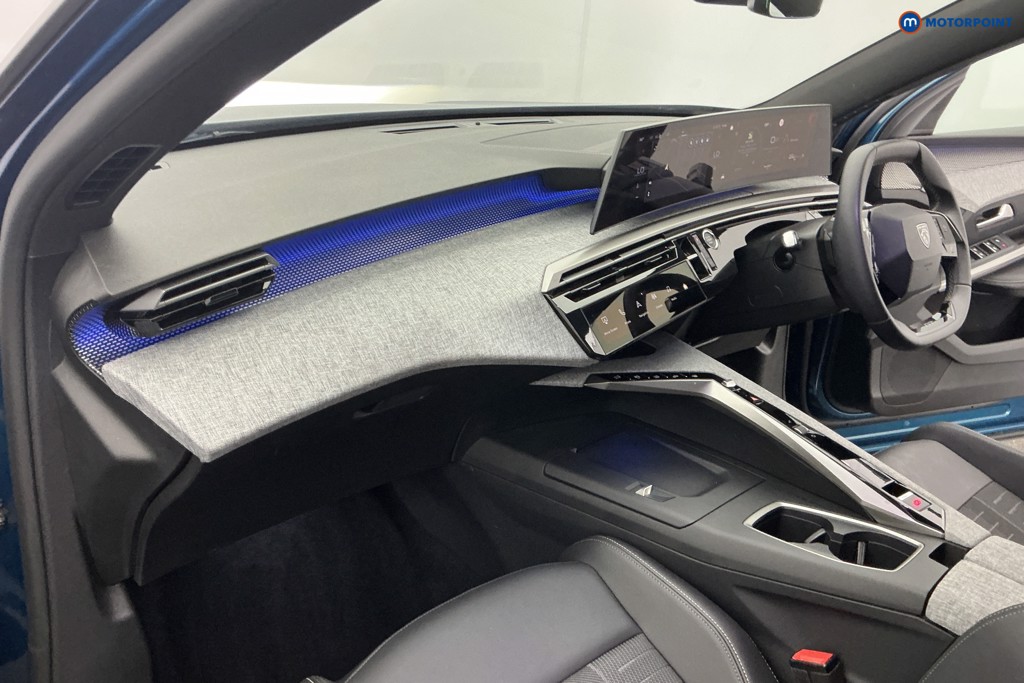 Peugeot 5008 GT Automatic Petrol SUV - Stock Number (1675660) - 9th supplementary image
