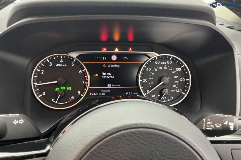 Nissan Qashqai Acenta Premium Manual Petrol SUV - Stock Number (1675826) - 7th supplementary image