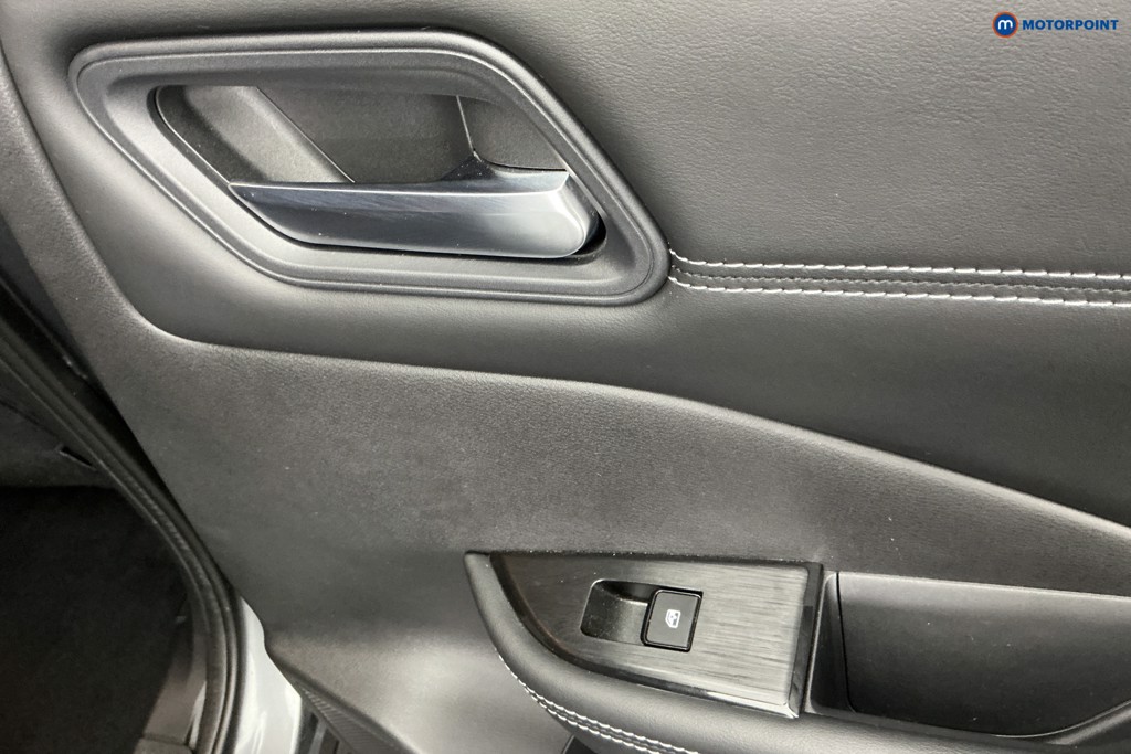 Nissan Qashqai Acenta Premium Manual Petrol SUV - Stock Number (1675826) - 27th supplementary image