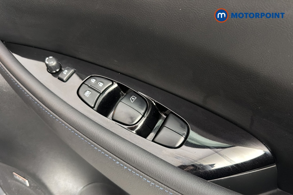 Nissan Leaf Tekna Automatic Electric Hatchback - Stock Number (1675966) - 19th supplementary image