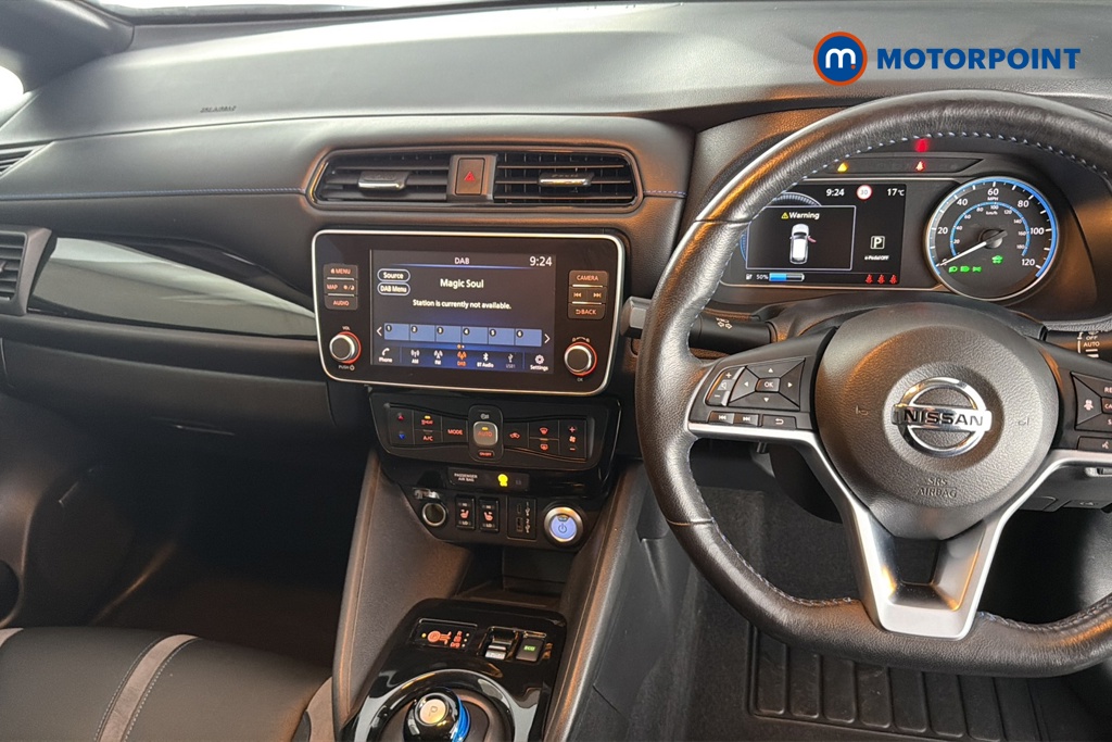 Nissan Leaf Tekna Automatic Electric Hatchback - Stock Number (1675966) - 1st supplementary image