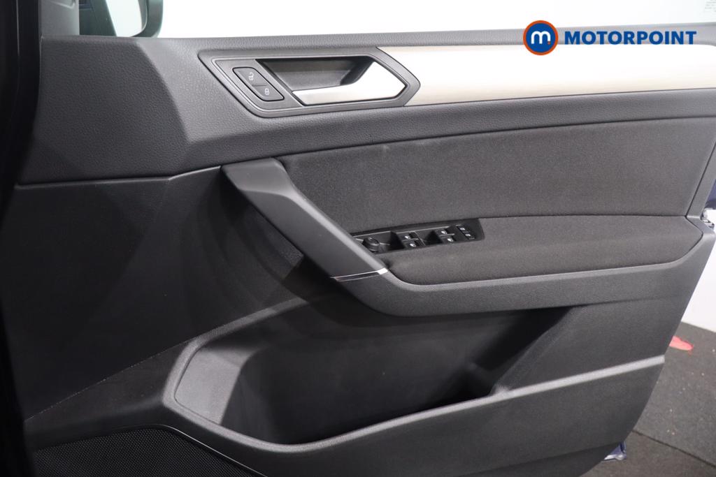 Volkswagen Touran Match Manual Petrol People Carrier - Stock Number (1675983) - 10th supplementary image