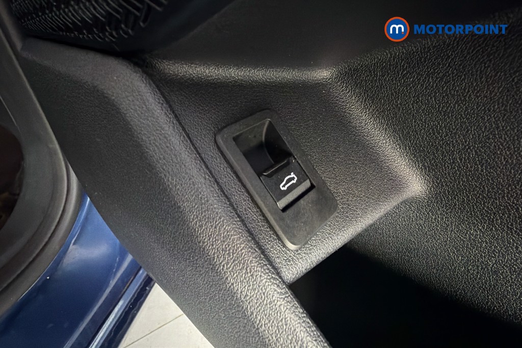 BMW 2 Series Sport Automatic Petrol Plug-In Hybrid Estate - Stock Number (1676227) - 25th supplementary image