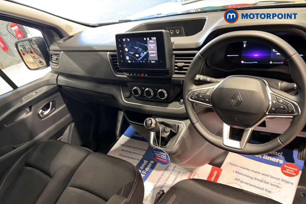 Renault Trafic Extra Sport Manual Diesel Panel Van - Stock Number (1676235) - 1st supplementary image