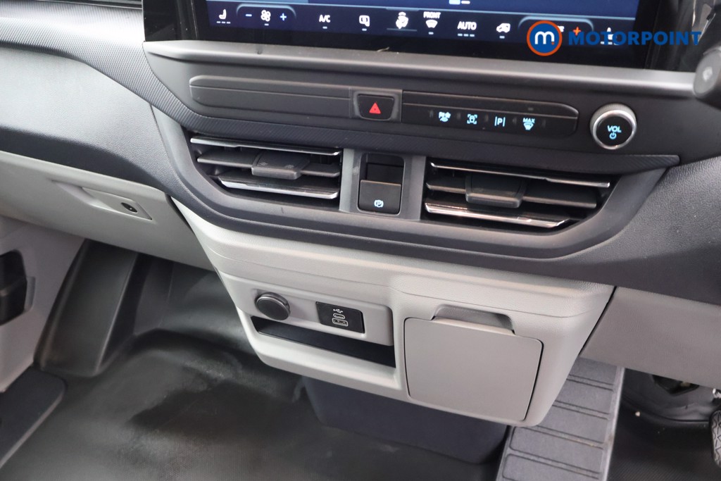 Ford Transit Custom Limited Automatic Electric Panel Van - Stock Number (1676431) - 12th supplementary image