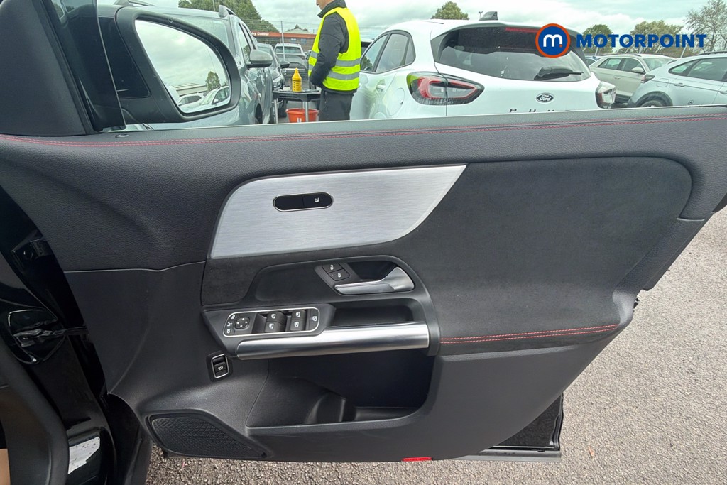 Mercedes-Benz EQA Amg Line Automatic Electric SUV - Stock Number (1676439) - 3rd supplementary image