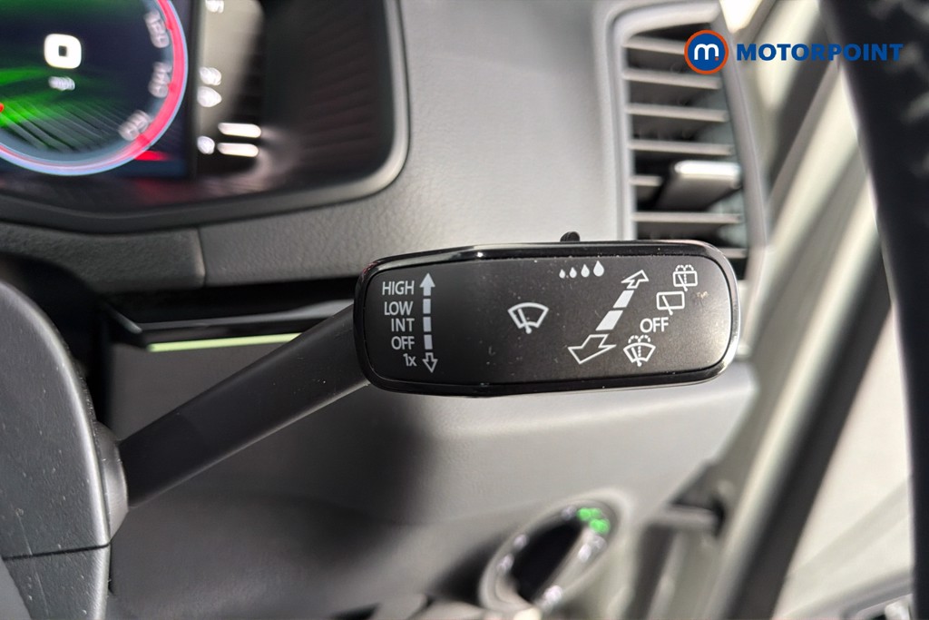 Skoda Karoq Sportline Automatic Petrol SUV - Stock Number (1676493) - 7th supplementary image
