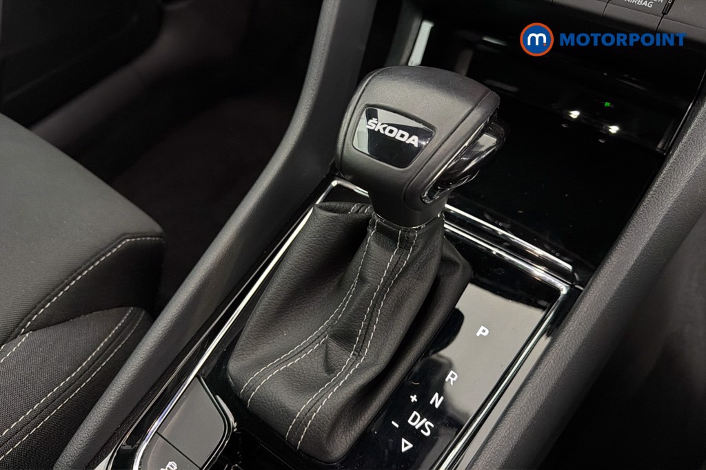 Skoda Karoq Sportline Automatic Petrol SUV - Stock Number (1676493) - 15th supplementary image