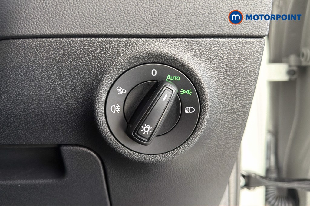 Skoda Karoq Sportline Automatic Petrol SUV - Stock Number (1676493) - 17th supplementary image