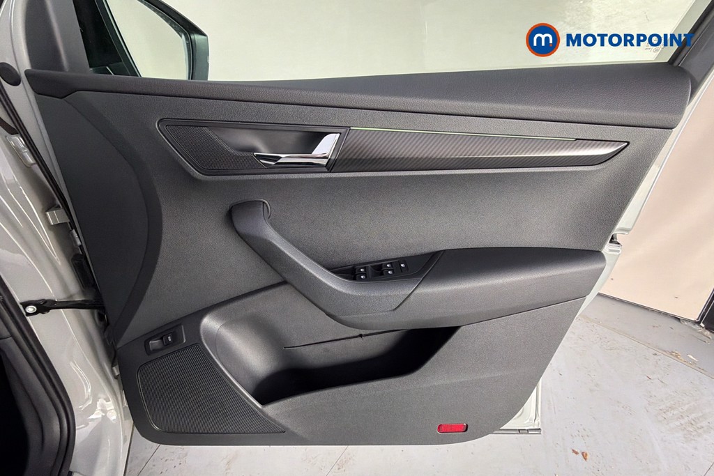 Skoda Karoq Sportline Automatic Petrol SUV - Stock Number (1676493) - 19th supplementary image