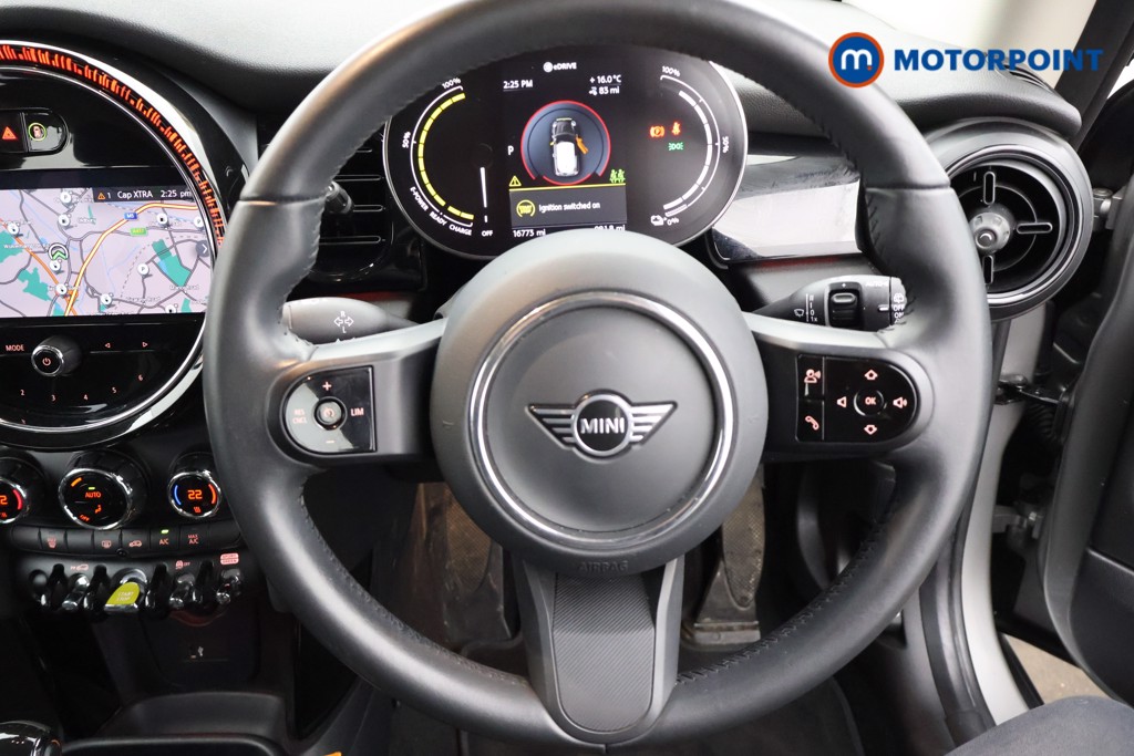 Mini Hatchback Cooper S Level 1 Automatic Electric Hatchback - Stock Number (1676527) - 5th supplementary image