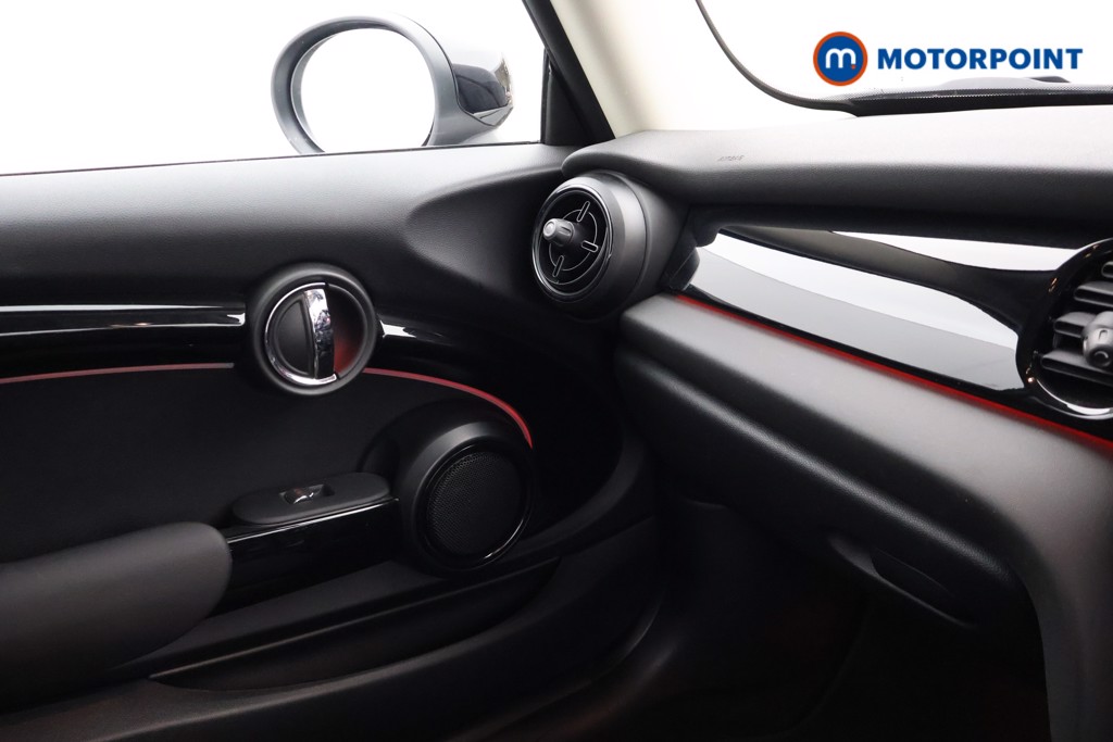 Mini Hatchback Cooper S Level 1 Automatic Electric Hatchback - Stock Number (1676527) - 15th supplementary image