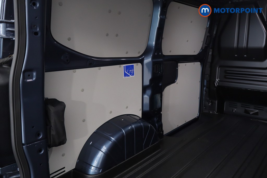 Ford Transit Custom Limited Automatic Electric Panel Van - Stock Number (1676597) - 28th supplementary image