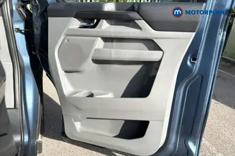Ford Transit Custom Limited Automatic Electric Panel Van - Stock Number (1676648) - 18th supplementary image