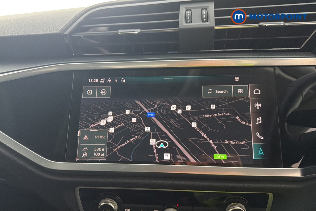 Audi Q3 Technik Manual Petrol SUV - Stock Number (1637967) - 9th supplementary image