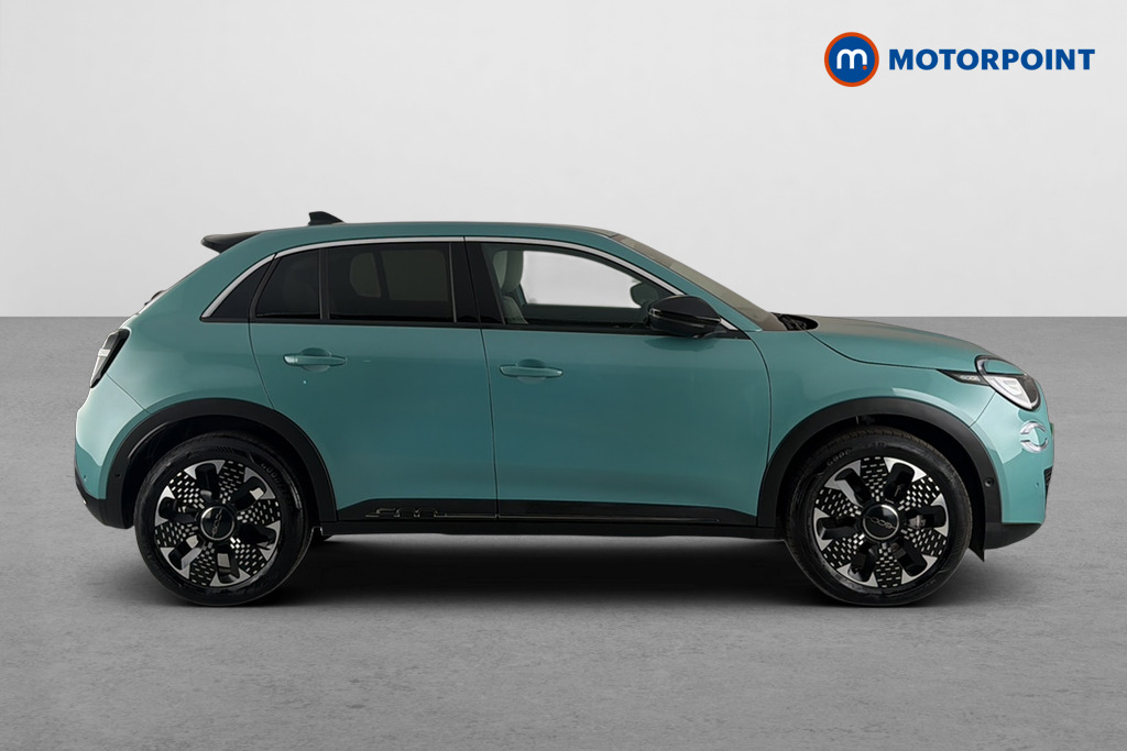 Fiat 600 La Prima Automatic Electric SUV - Stock Number (1667694) - Passenger side