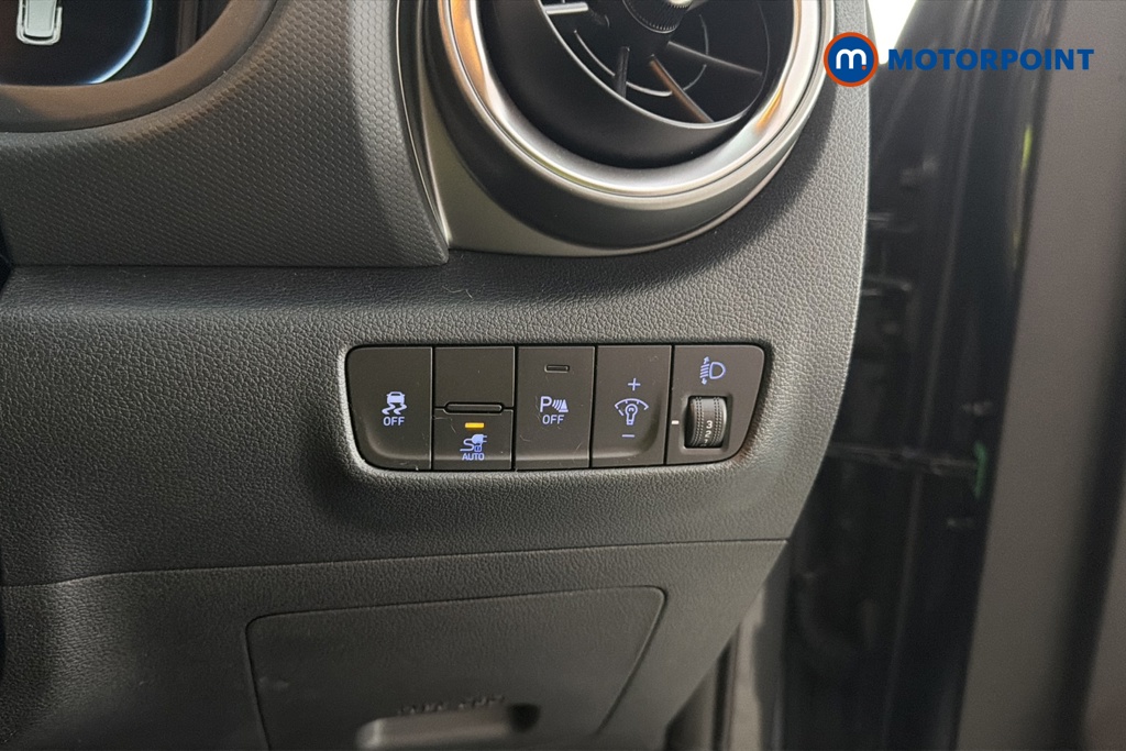 Hyundai Kona Se Connect Automatic Electric SUV - Stock Number (1667724) - 11th supplementary image