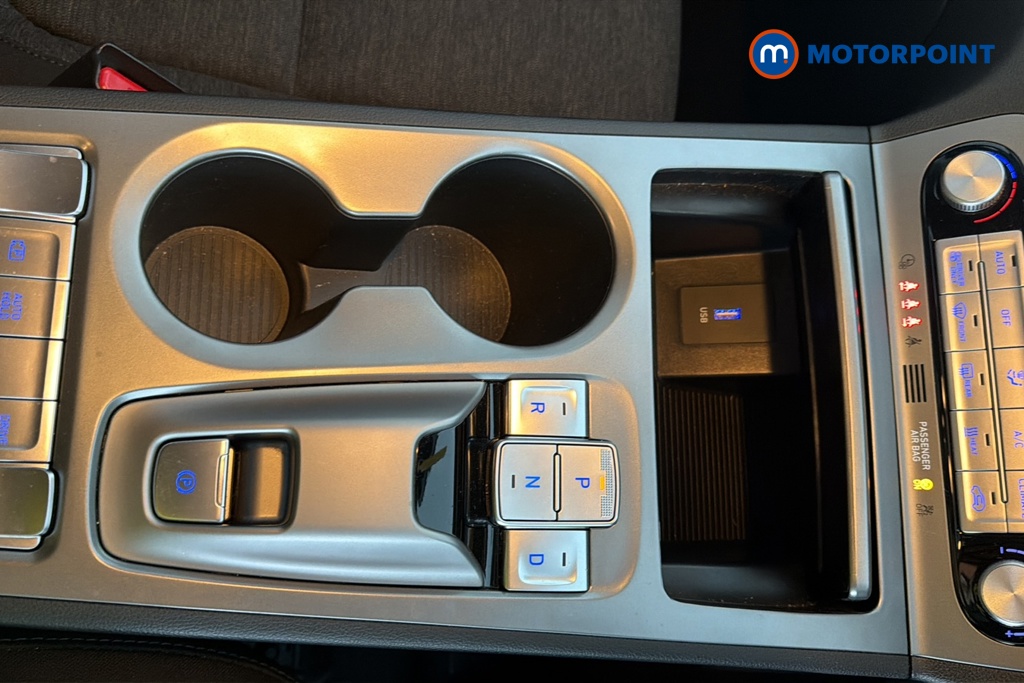 Hyundai Kona Se Connect Automatic Electric SUV - Stock Number (1667724) - 15th supplementary image