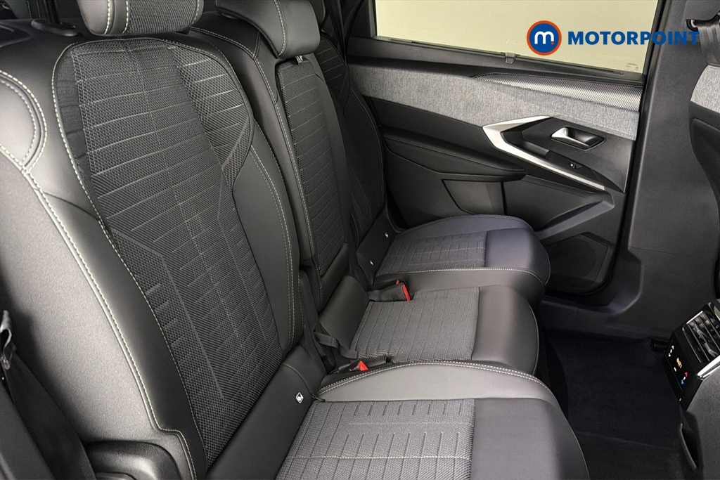 Peugeot 5008 GT Automatic Petrol SUV - Stock Number (1668992) - 25th supplementary image