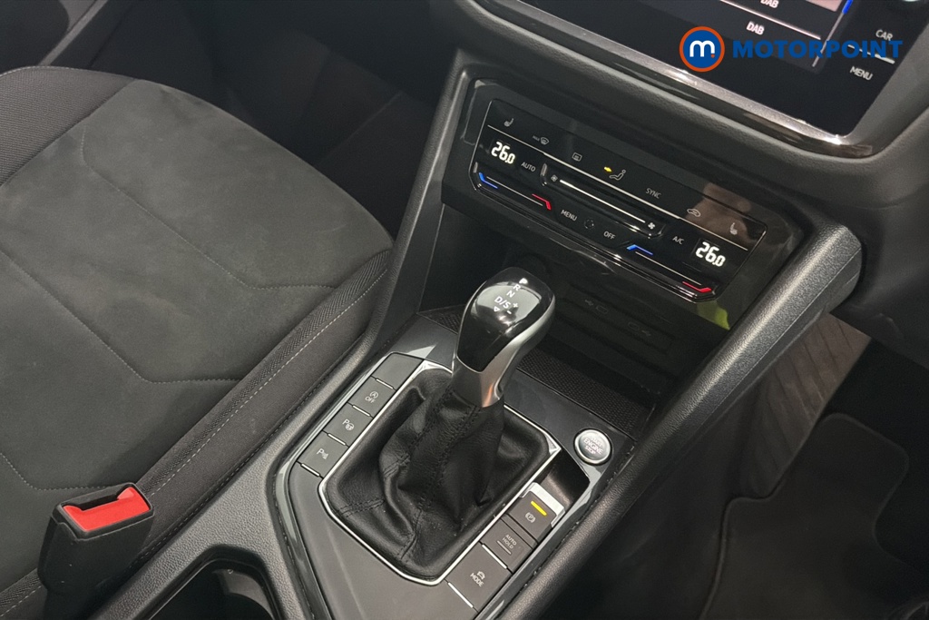 Volkswagen Tiguan Elegance Automatic Petrol SUV - Stock Number (1672407) - 15th supplementary image