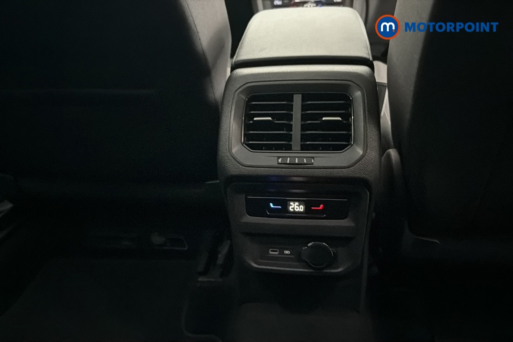 Volkswagen Tiguan Elegance Automatic Petrol SUV - Stock Number (1672407) - 28th supplementary image
