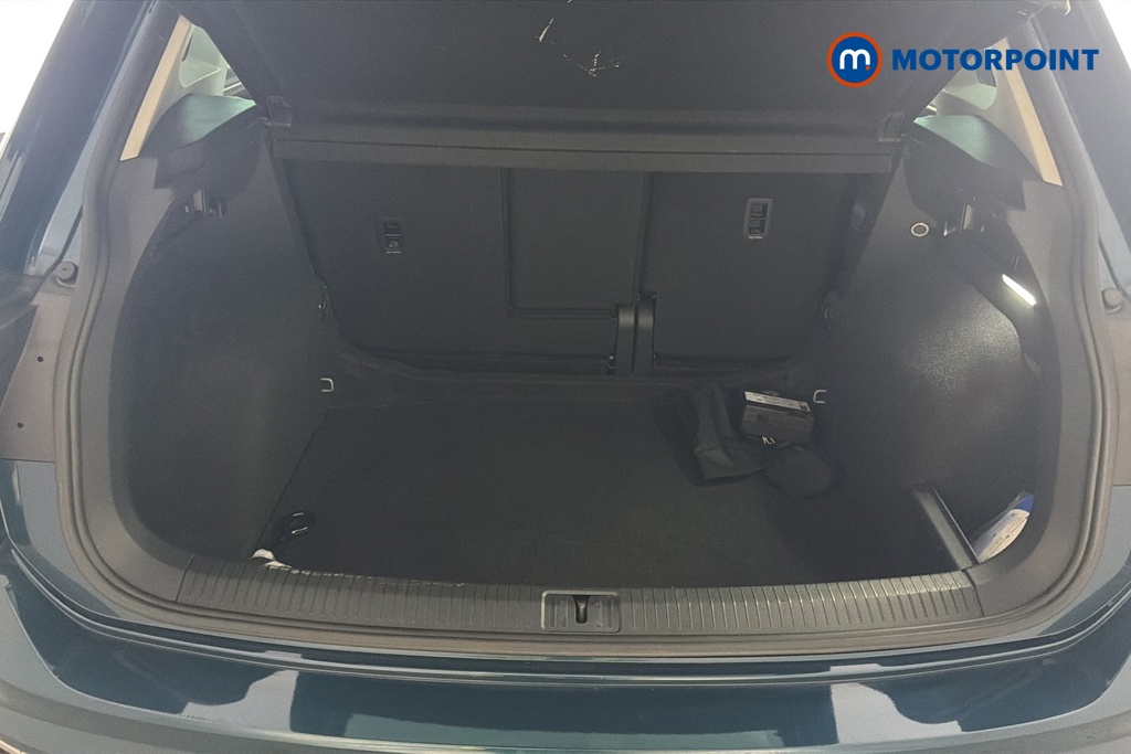 Volkswagen Tiguan Elegance Automatic Petrol SUV - Stock Number (1672407) - 30th supplementary image