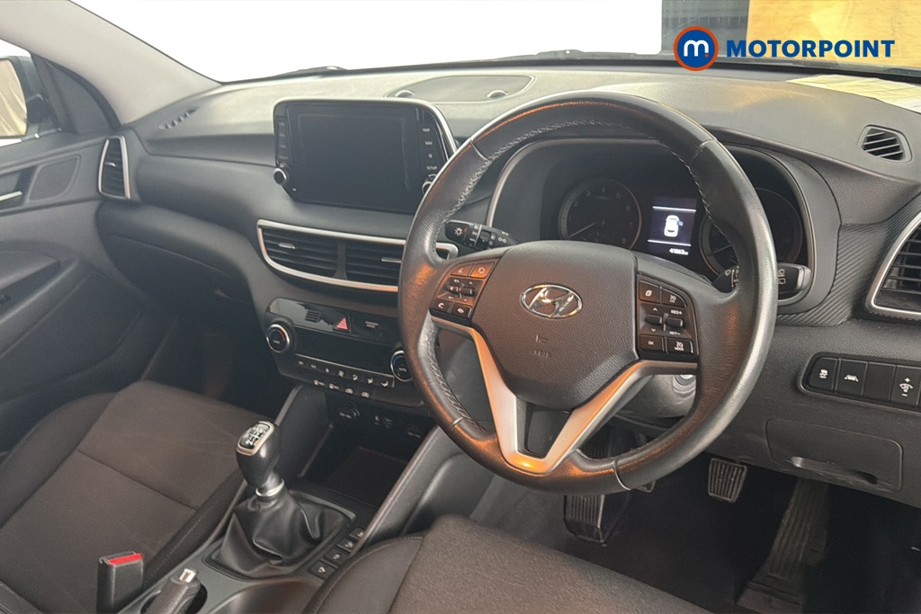 Hyundai Tucson Se Nav Manual Petrol SUV - Stock Number (1673052) - 1st supplementary image