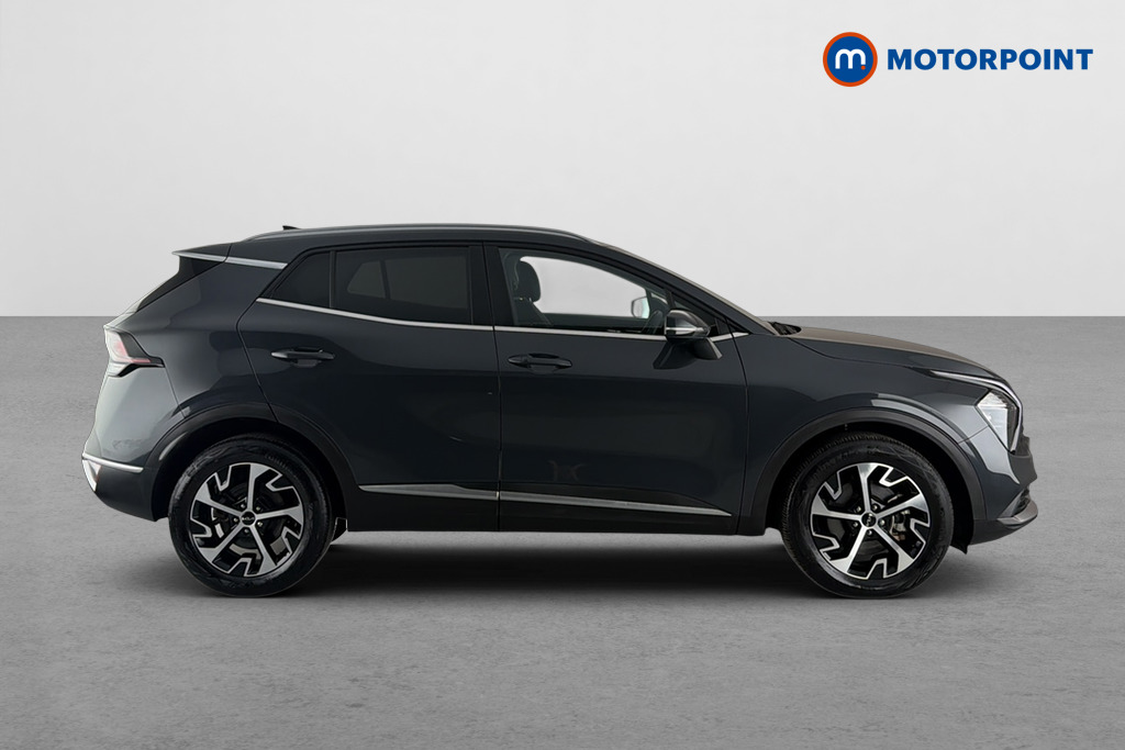 KIA Sportage 3 Automatic Petrol-Electric Hybrid SUV - Stock Number (1676223) - Passenger side