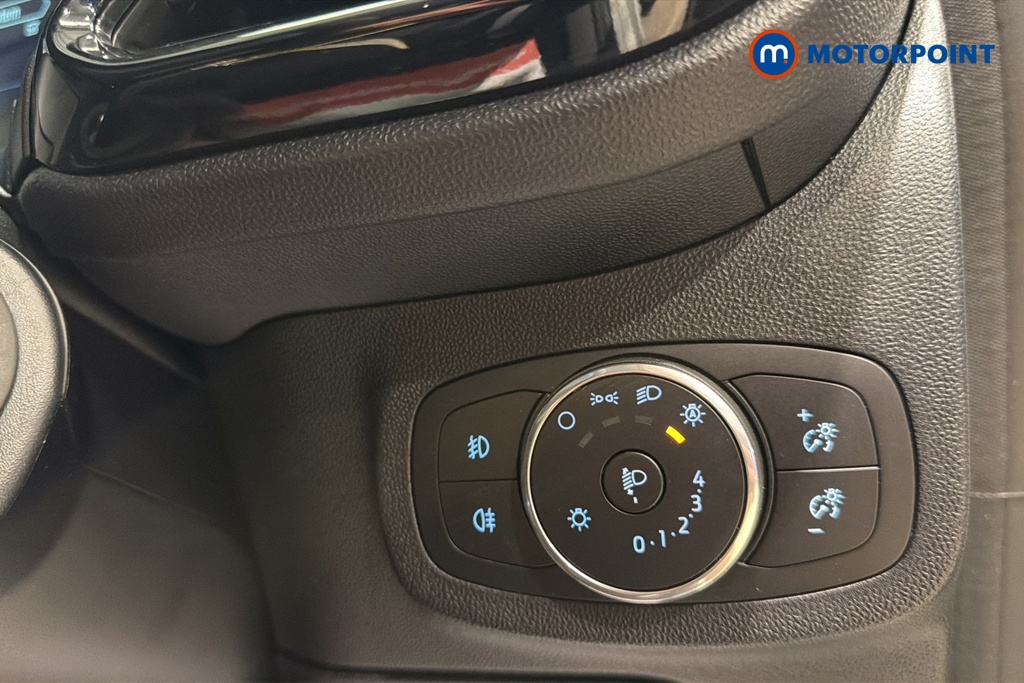 Ford Fiesta Trend Manual Petrol Hatchback - Stock Number (1676952) - 11th supplementary image