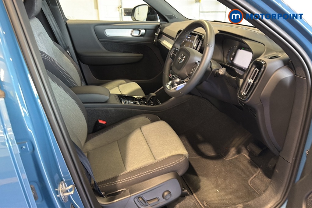 Volvo Xc40 Plus Automatic Petrol SUV - Stock Number (1666404) - 22nd supplementary image