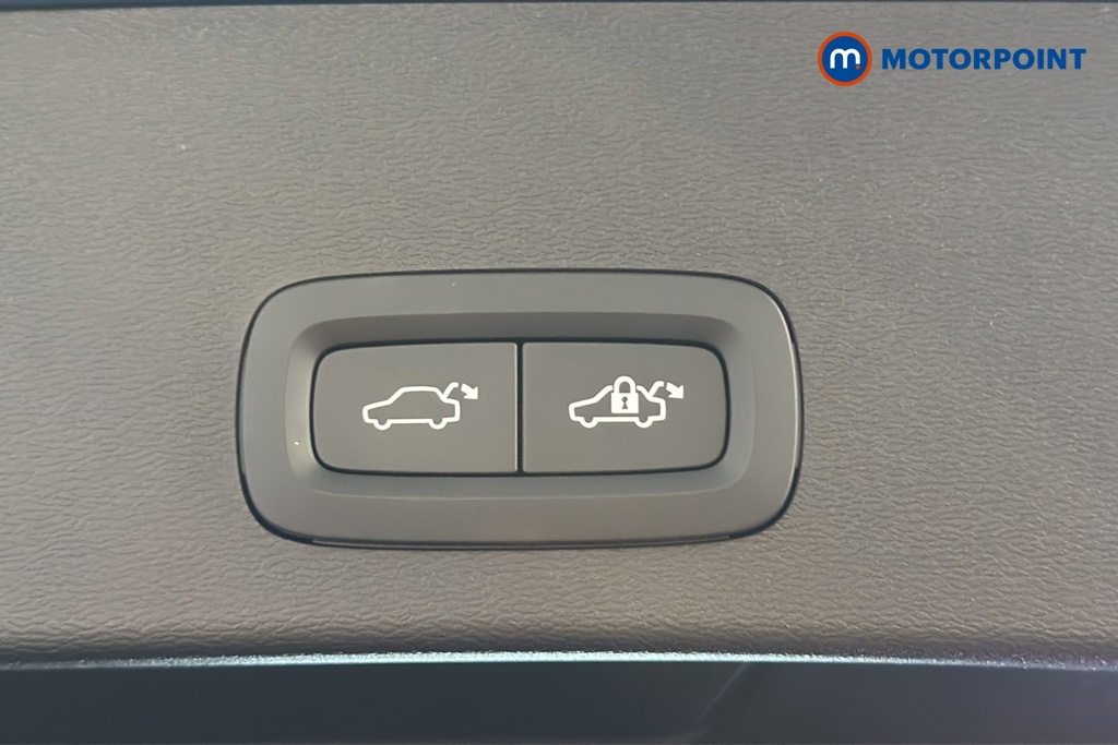 Volvo Xc40 Plus Automatic Petrol SUV - Stock Number (1666404) - 35th supplementary image