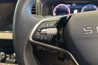 Skoda Karoq Sportline Edition Automatic Petrol SUV - Stock Number (1667520) - 4th supplementary image