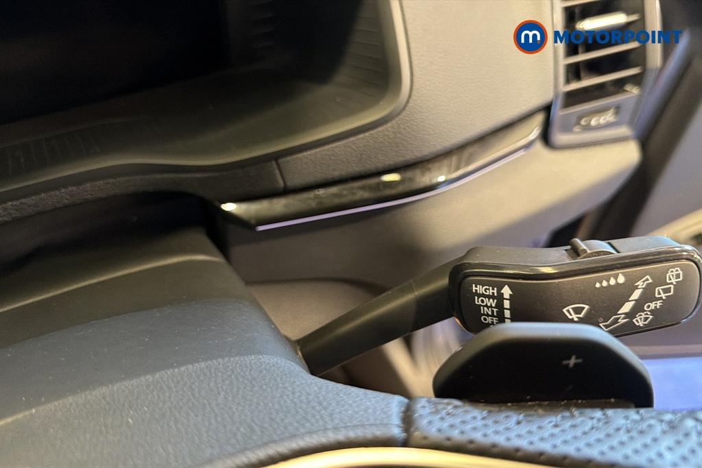 Skoda Karoq Sportline Edition Automatic Petrol SUV - Stock Number (1667520) - 6th supplementary image
