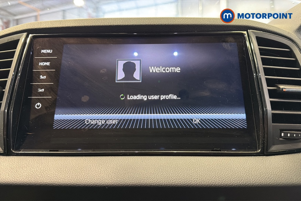 Skoda Karoq Sportline Edition Automatic Petrol SUV - Stock Number (1667520) - 8th supplementary image