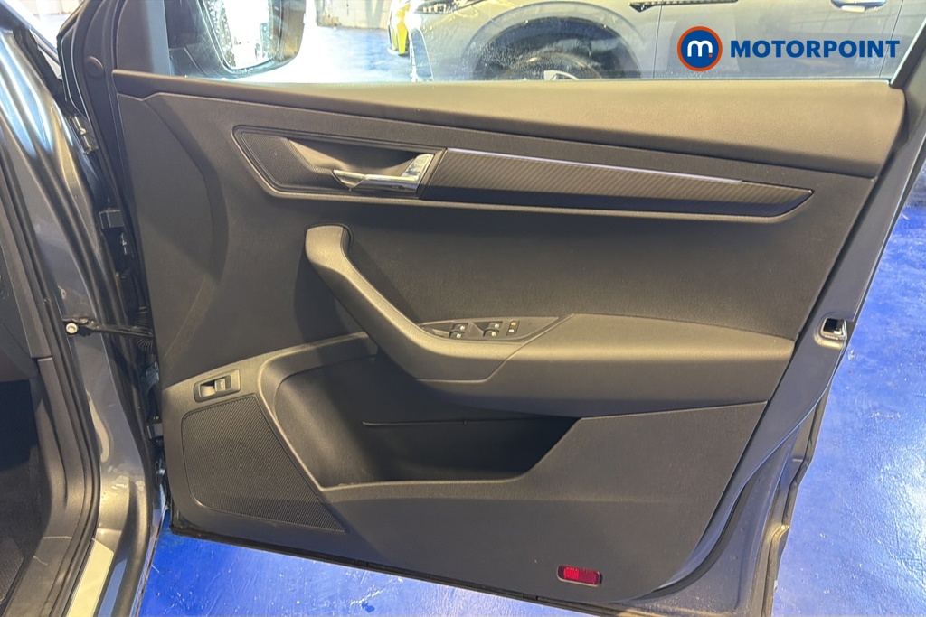Skoda Karoq Sportline Edition Automatic Petrol SUV - Stock Number (1667520) - 18th supplementary image