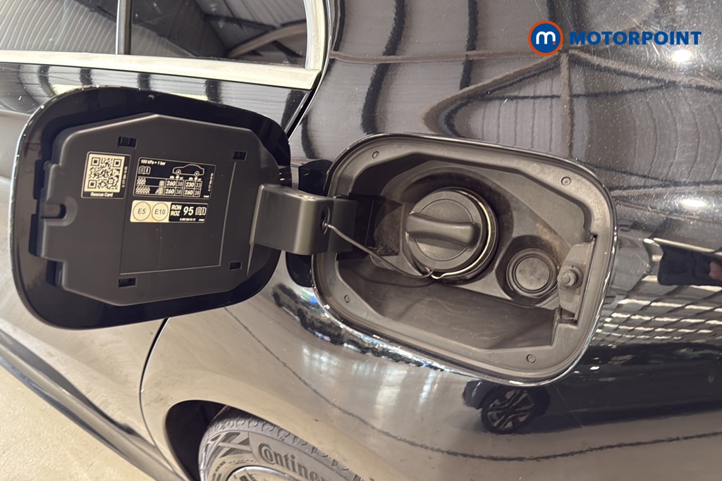 Mercedes-Benz A Class Amg Line Automatic Petrol Hatchback - Stock Number (1676144) - 41st supplementary image