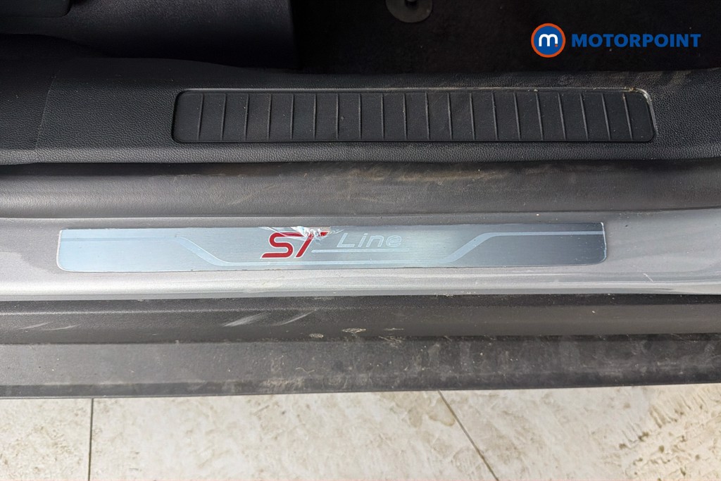 Ford Kuga St-Line Automatic Petrol Plug-In Hybrid SUV - Stock Number (1553801) - 27th supplementary image
