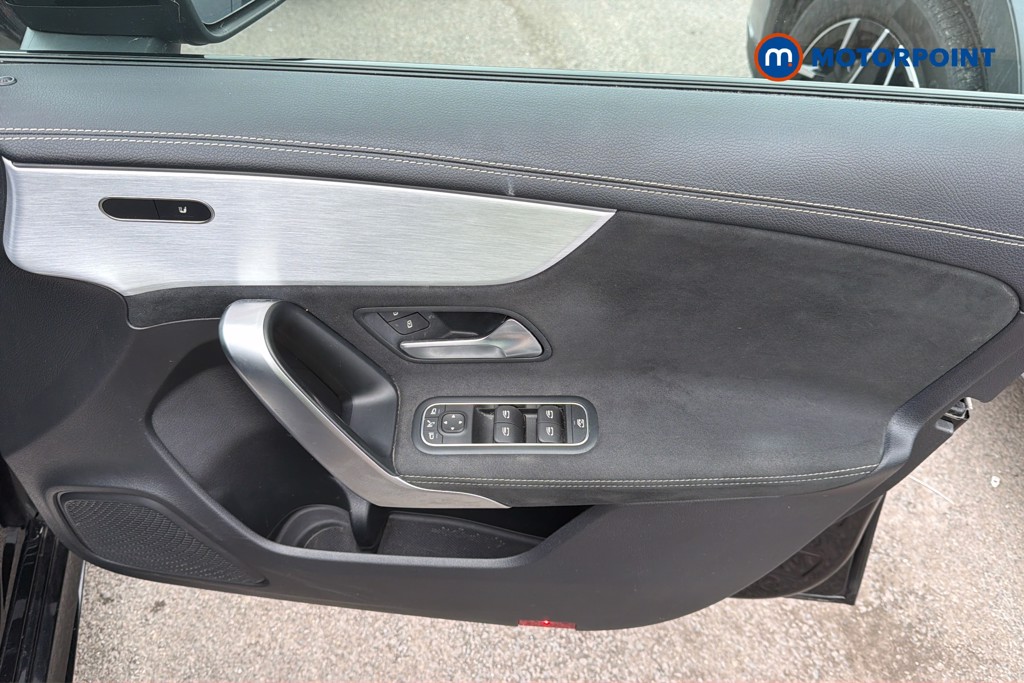 Mercedes-Benz A Class Exclusive Edition Automatic Diesel Hatchback - Stock Number (1639298) - 2nd supplementary image